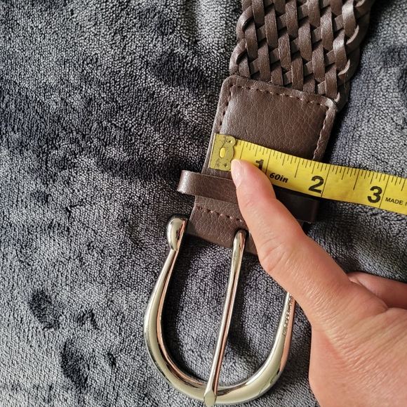 Michael Kors Leather Belt - Picture 4 of 9